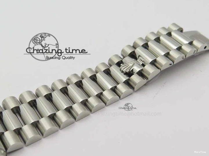 MiroTime 0424 Stretchable DayDate 40mm BP-Maker 228206 SS Green Roman Dial (Fluted Bezel) On SS Bracelet ETA 3904